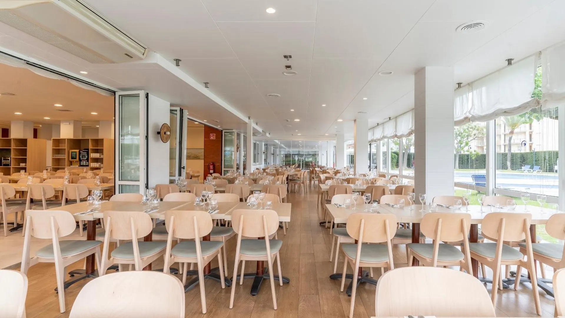 Prestige Goya Park Otel Roses 3*,